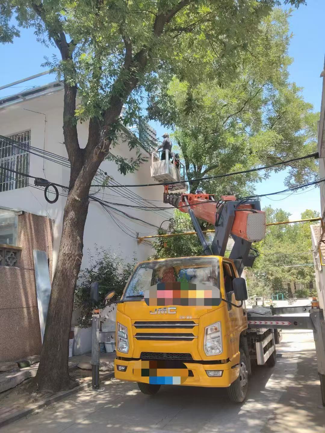 路桥区高空作业车能吊装重物吗？最大承载多少公斤？